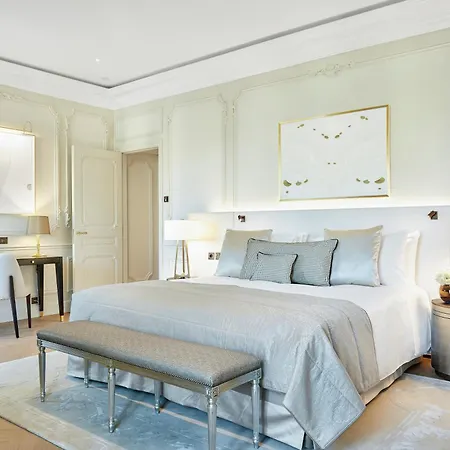 Hotel De Paris Monte-carlo 5*